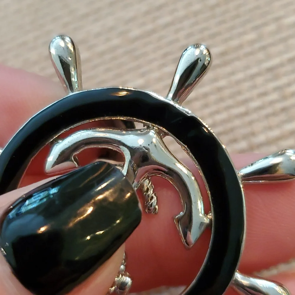 Silvertone and navy enamel ship's wheel/anchor necklace